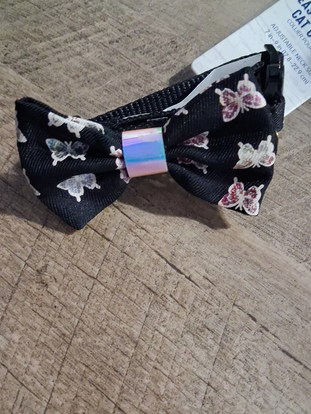Black Floral Easy-Release Cat Collar with Bow